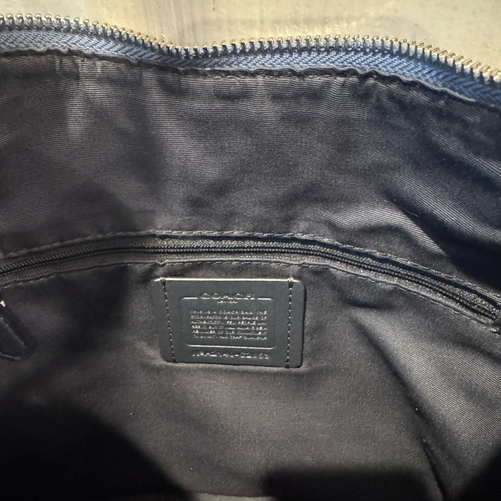 Coach Blue Leather Shoulder Bag with Chain Strap - Picture 5 of 6